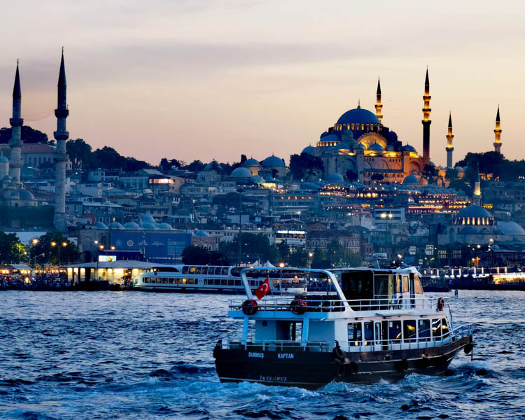 Turkish Airlines Offers Free Hotels & Tours During Layovers